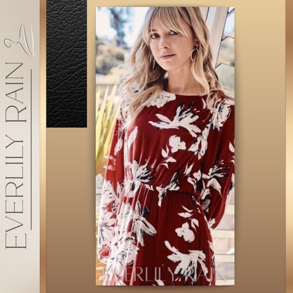 Gorgeous Red Floral Maxi Dress - Picture 5 of 11